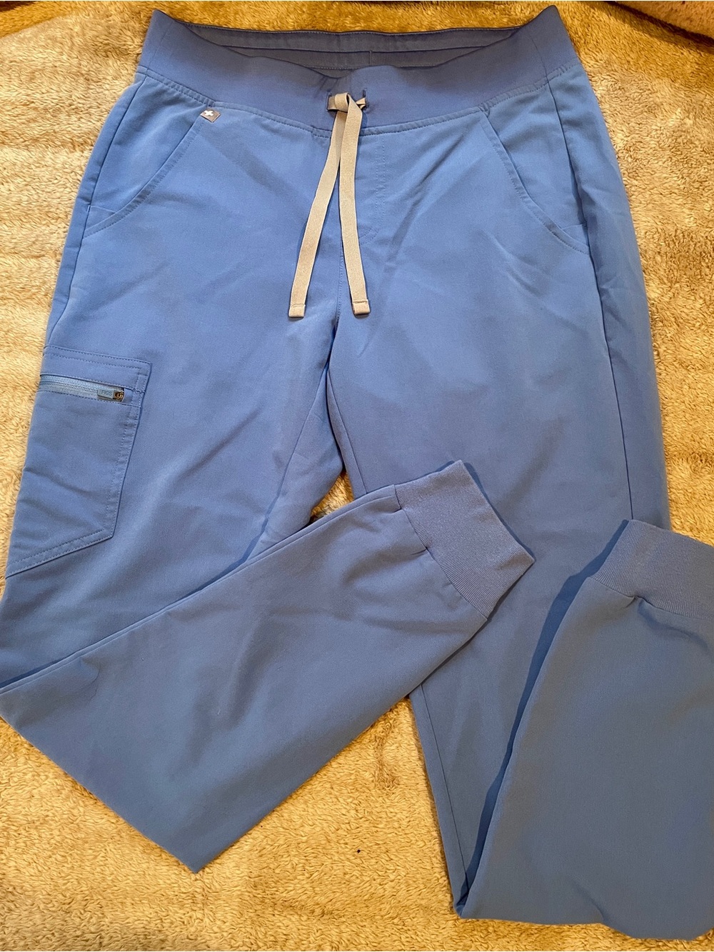 Figs Blue Women’s Zamora Jogger scrubs with Drawstring